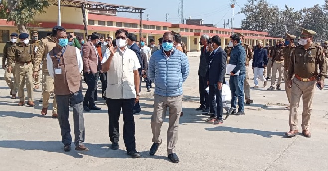 Gonda News : प्रेक्षकों ने निरीक्षण कर लिया तैयारियों का जायजा
