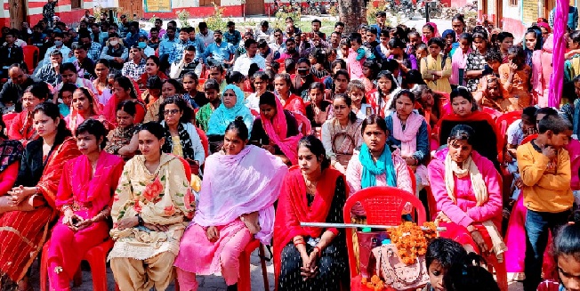 Gonda News : BRC पर महिला चौपाल आयोजित