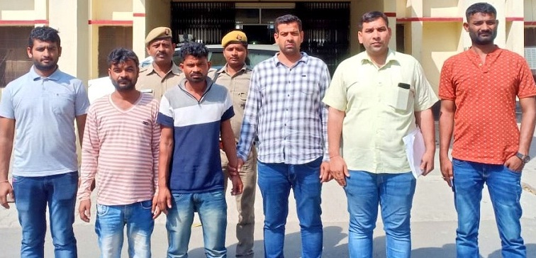 Gonda News : दो अन्तरराज्यीय चोर गिरफ्तार, 05 लाख के जेवर बरामद