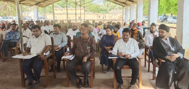 ईदगाह की चहारदीवारी के बाहर नहीं पढ़ी जा सकेगी नमाज