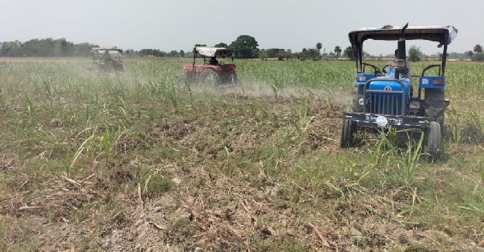 Gonda News : तहसीलदार ने मुक्त कराई शत्रु संपत्ति की 56 बीघा भूमि 1 Gonda News : तहसीलदार ने मुक्त कराई शत्रु संपत्ति की 56 बीघा भूमि