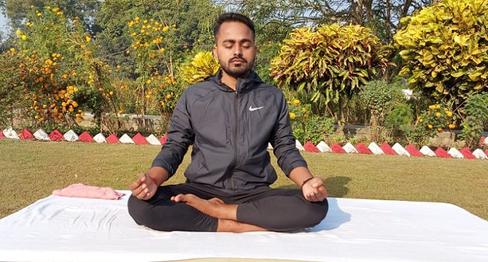 Gonda News : योग द्वारा कोलेस्ट्रॉल को किया छू-मंतर