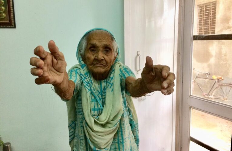 101 वर्षीय मुस्लिम महिला ने योग से दी बुढ़ापे को मात