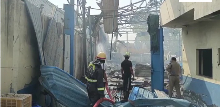 UP News:केमिकल फैक्ट्री का बॉयलर फटा, छह की मौत 1 UP News:केमिकल फैक्ट्री का बॉयलर फटा, छह की मौत