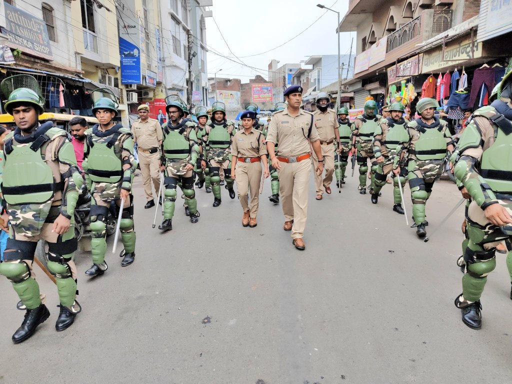 अग्निपथ और जुमे को लेकर जिले पर रहा संगीनों का साया