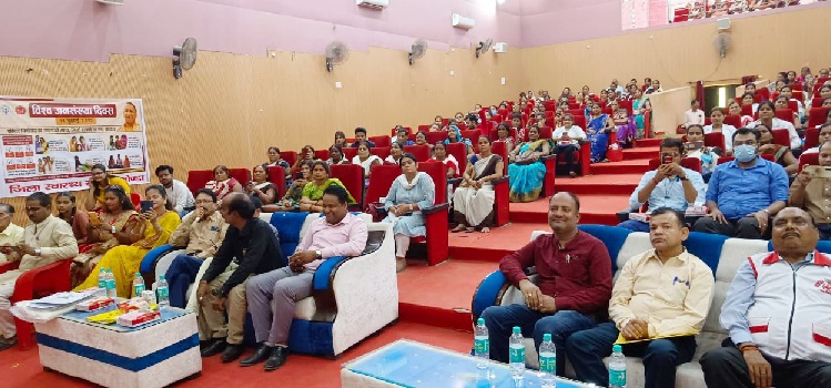 Gonda : जन-जन में फैलाएं एक विचार ‘छोटा परिवार खुशियां अपार’ 1 Gonda : जन-जन में फैलाएं एक विचार ‘छोटा परिवार खुशियां अपार’