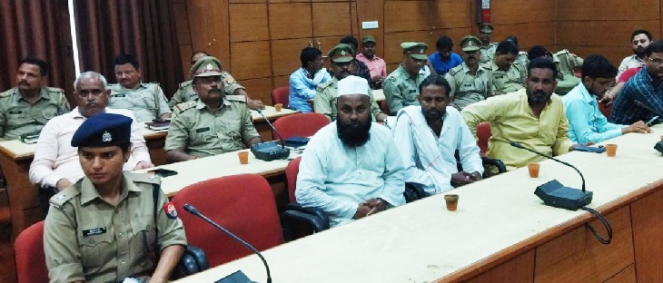 Gonda : सड़क पर नहीं पढ़ी जा सकेगी बकरीद की नमाज 2 Gonda : सड़क पर नहीं पढ़ी जा सकेगी बकरीद की नमाज