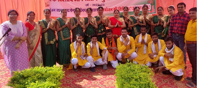 Gonda : LBS के छात्र-छात्राओं ने गोरखपुर में बजाया प्रतिभा का डंका