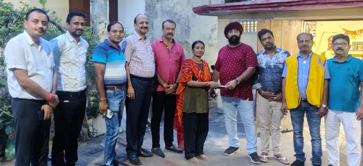 Gonda Capsule : छापे में सवा दो लाख का सिंगल यूज प्लास्टिक बरामद 5 Gonda Capsule : छापे में सवा दो लाख का सिंगल यूज प्लास्टिक बरामद