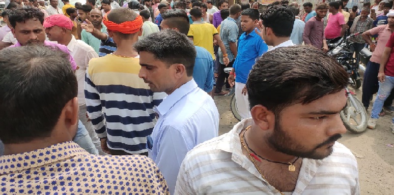 Gonda : प्रेमिका के गांव के पास मिली प्रेमी की लाश