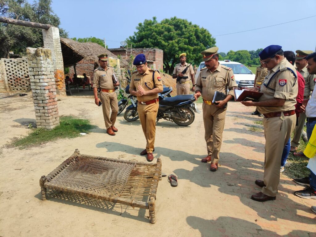 Gonda: धारदार हथियार से हमला, एक की मौत, एक गंभीर 1 Gonda: धारदार हथियार से हमला, एक की मौत, एक गंभीर