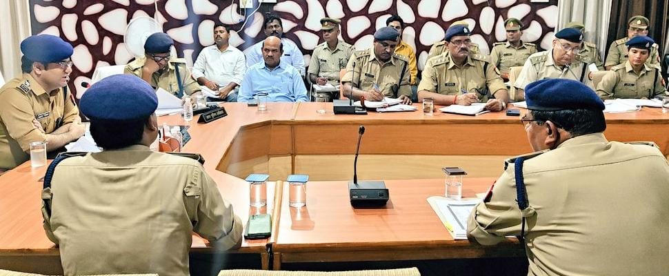 Gonda : अस्पतालों, स्कूलों में सुरक्षा मानकों की जांच करें थाना प्रभारी 1 Gonda : अस्पतालों, स्कूलों में सुरक्षा मानकों की जांच करें थाना प्रभारी