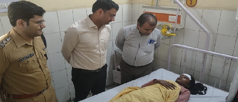 Gonda : अनियंत्रित कार से कुचलकर सगी बहनों समेत तीन की मौत