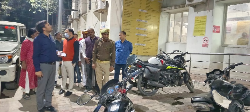 Gonda : डेंगू से निपटने के लिए फील्ड में उतरा प्रशासन