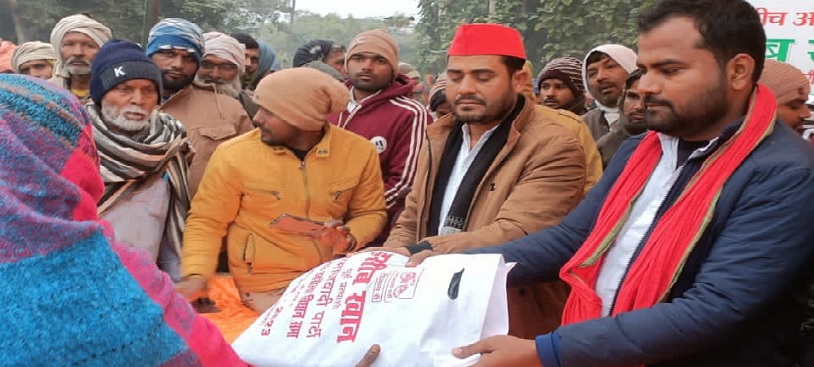 Balrampur Capsule : वकीलों ने SDM चैम्बर के सामने की नारेबाजी