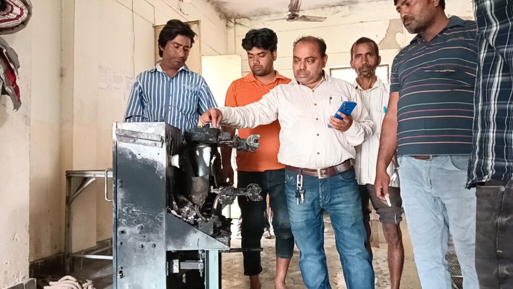 उतरौला पावर हाउस अचानक विस्फोट हुआ 1 उतरौला पावर हाउस अचानक विस्फोट हुआ