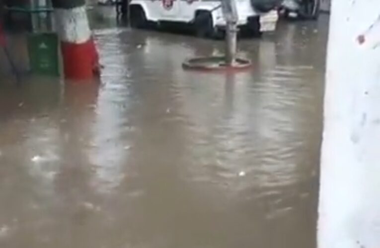ढाई घंटे की बारिश में स्मार्ट सिटी हुआ पानी-पानी