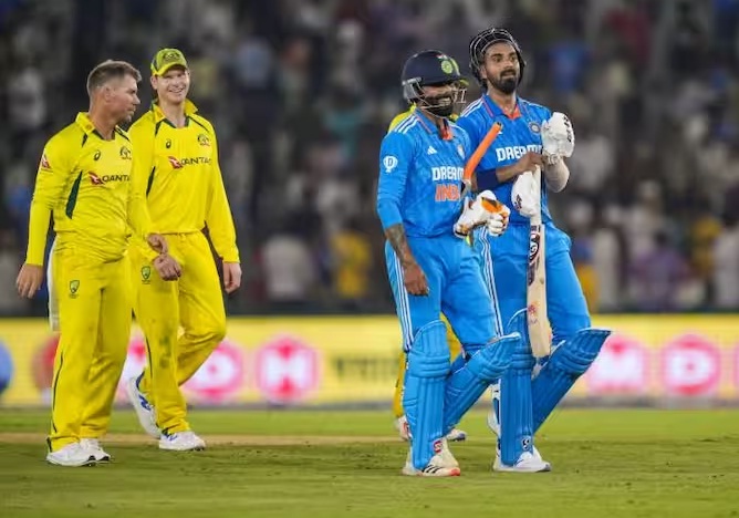  इंदौर मैचः ऑस्ट्रेलिया ने टॉस जीता, भारतीय टीम की पहले बल्लेबाजी