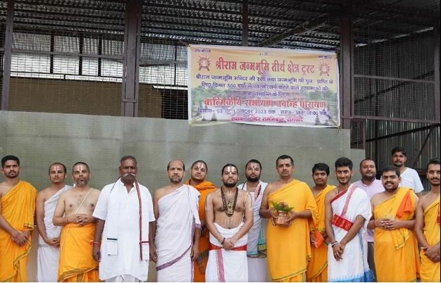 राम मंदिर आंदोलन में बलिदान देने वाले कारसेवकों की आत्मा की शांति के लिए अयोध्या में अनुष्ठान शुरू