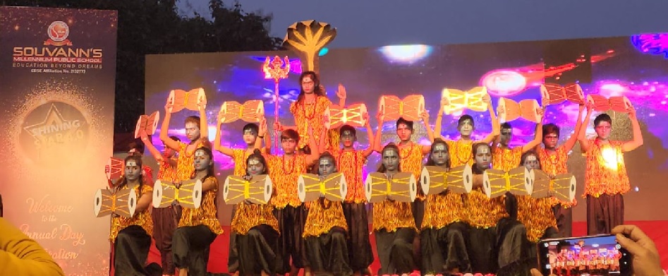 Gonda : धूमधाम से मना सुवंश मिलेनियम का वार्षिकोत्सव 1 Gonda : धूमधाम से मना सुवंश मिलेनियम का वार्षिकोत्सव