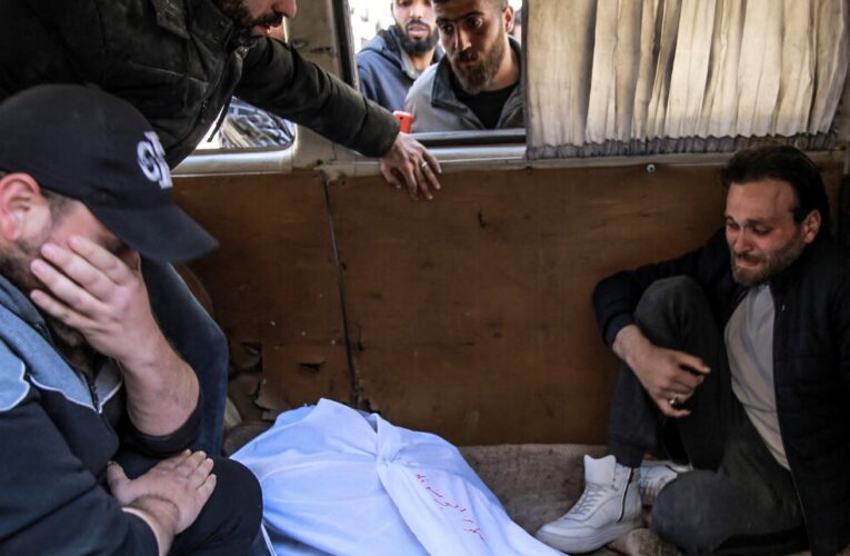 इजराइली सुरक्षा बलों ने गाजा शहर में भीड़ पर चलाई गोली, 100 से ज्यादा की मौत