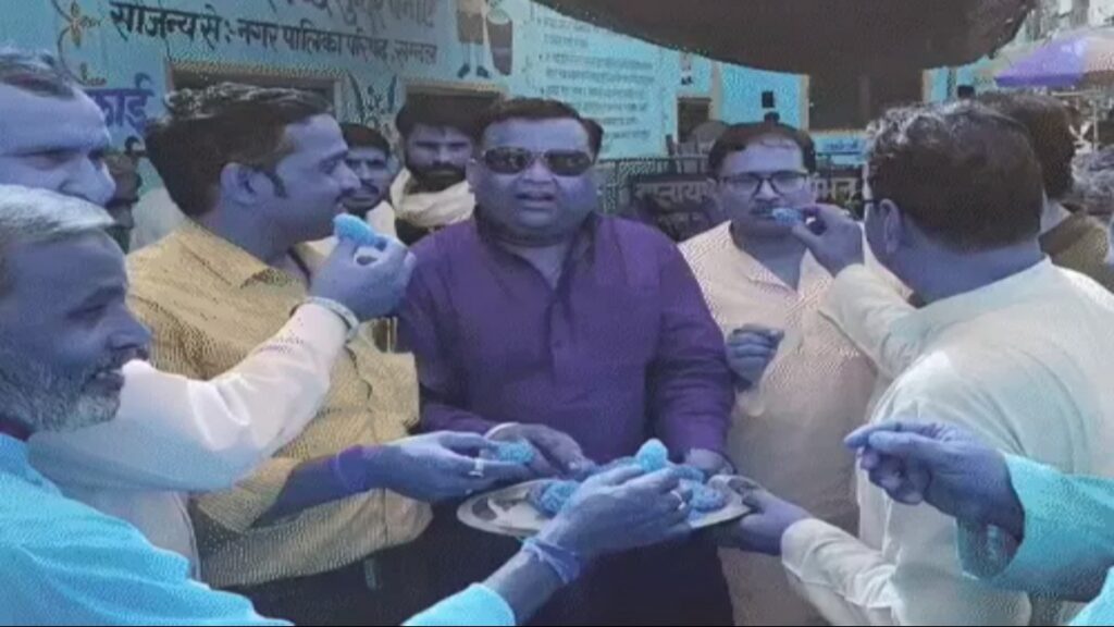 संभल विवाद में हिंदू पक्ष की जीत का जश्न