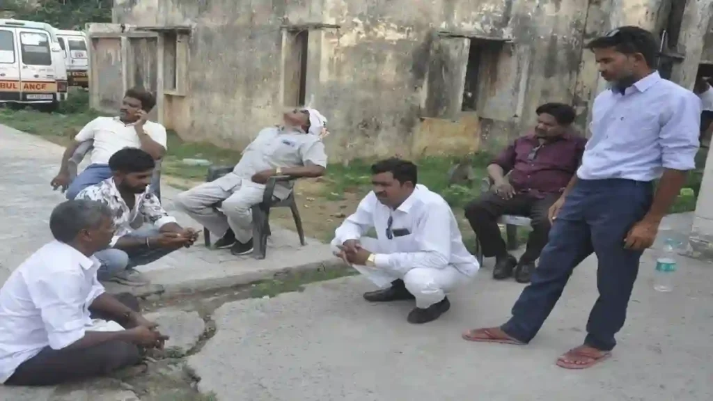 खौफनाक बस हादसाः खिड़की से झांक रहे बच्चे का सिर धड़ से हुआ अलग