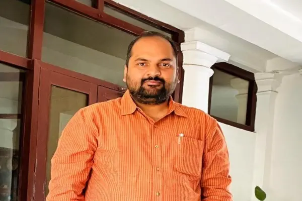 रोय-रोय पतिया लिखावे रजमतिया.... 1 रोय-रोय पतिया लिखावे रजमतिया....