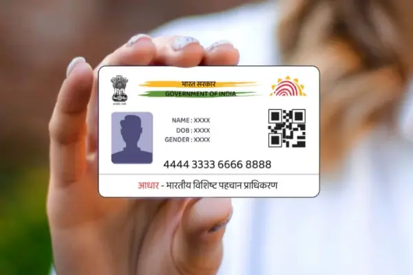 Aadhaar QR Code से फर्जी पहचान का पर्दाफाश, जानिए UIDAI की नई ट्रिक