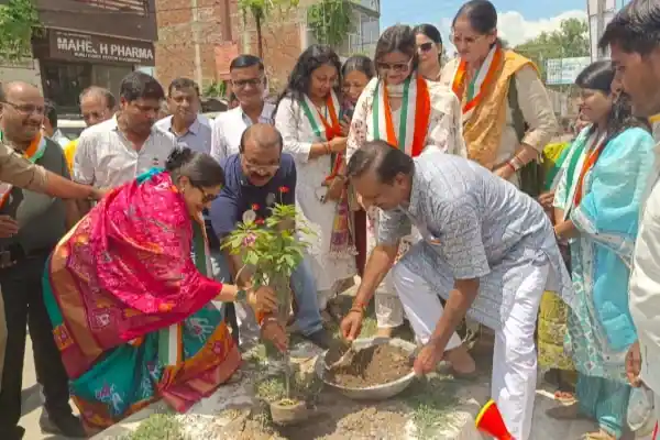 Independence Day पर राष्ट्रसेवा की शपथ से गूंजा गोंडा जनपद