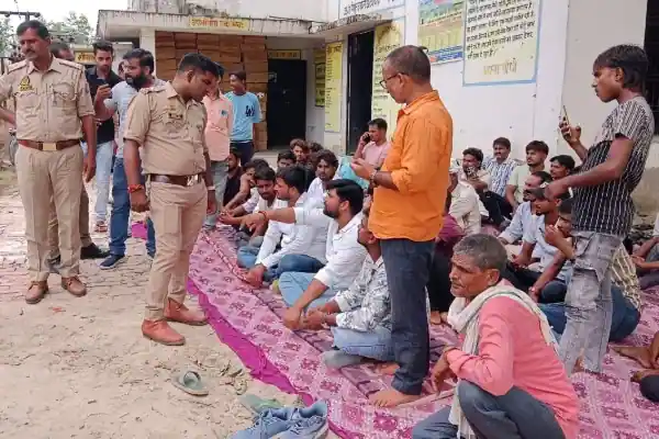 Gonda Capsule: बालश्रम कराते पाए गए 3 सेवा नियोजकों को नोटिस