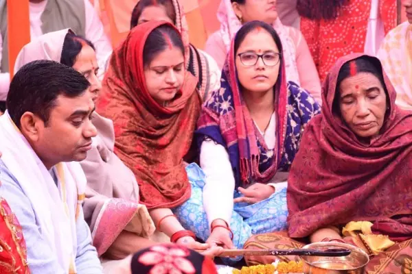 Gonda News: संस्कारों की उपेक्षा पर Sri Ram Katha में प्रवाचक का तीखा प्रहार 2 Gonda News: संस्कारों की उपेक्षा पर Sri Ram Katha में प्रवाचक का तीखा प्रहार