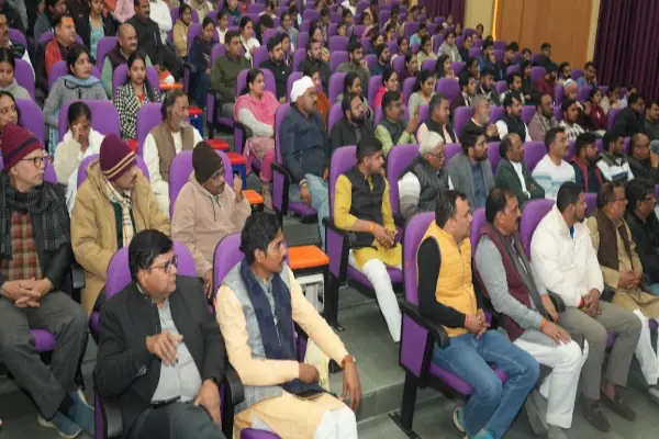 वेद, पुराण, उपनिषद और मनुस्मृति आदि के संमिश्रण हैं विश्व के संविधान